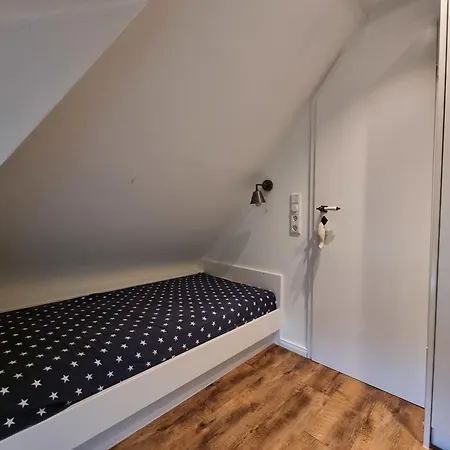 Suetjers Hues - Kleines Nest *